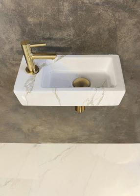 Wiesbaden Fonteinset Mini Rhea 36x18x9 cm Links Carrara Geborsteld Messing Goud