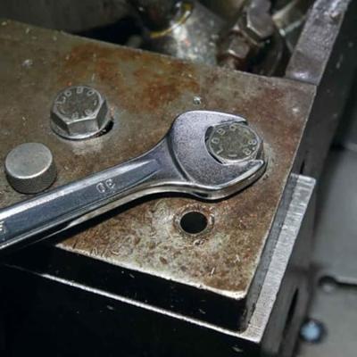 Beta 42 5,5 Ringsteeksleutels | steek en gebogen ringuiteinden | verchroomde - 000421005 000421005 Beta 42 5,5 Ringsteeksleutels | steek en gebogen ringuiteinden | verchroomde - 000421005 000421005