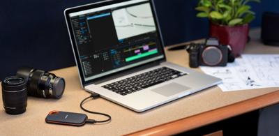 SanDisk Extreme® Pro Portable 1 TB Externe SSD harde schijf (2,5 inch) USB-A 3.2 Gen 2 Zwart, Oranje SDSSDE81-1T00-G25