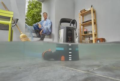 GARDENA 09034-61 Dompelpomp voor schoon water 11.000 l/h 7 m GARDENA 09034-61 Dompelpomp voor schoon water 11.000 l/h 7 m