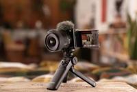 Sony E 11mm F/1.8 - thumbnail