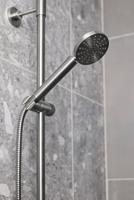 Ben Engraved handdouche rond Ø8,4cm gunmetal - thumbnail