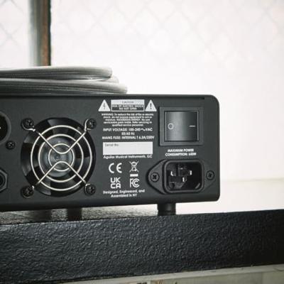 Aguilar Tone Hammer 500 V2 basgitaarversterker top