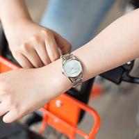 Calvin Klein DAINTY - DIAMONDS (Ø 30 mm) Dames horloge - thumbnail