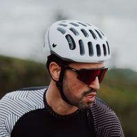 Buzaglo Catlike racehelm whisper ii maat m glans wit - thumbnail