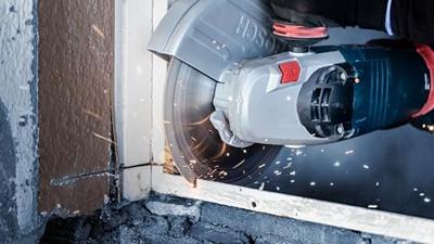 Bosch Accessoires Expert MultiMaterial diamantdoorslijpschijf 300 x 22,23 x 2,8 x 15 mm - 1 stuk(s) - 2608900664 Bosch Accessoires Expert MultiMaterial diamantdoorslijpschijf 300 x 22,23 x 2,8 x 15 mm - 1 stuk(s) - 2608900664