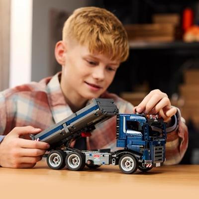 LEGO Technic 42203 Dump Truck - Bouwspel voor jongens vanaf 9 jaar - Cadeau-idee - thumbnail