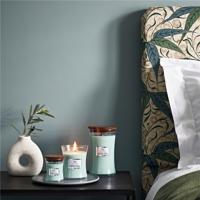 WoodWick medium candle sagewood & seagrass - thumbnail