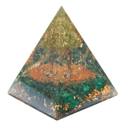 Orgonite Piramide Malachiet & Peridoot Edelsteen Boompje (80 mm) Orgonite Piramide Malachiet & Peridoot Edelsteen Boompje (80 mm)