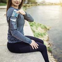 Hama Sport-armband Running Voor Smartphones Maat XL Met Led Zwart - thumbnail