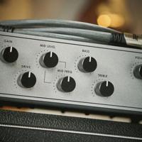 Aguilar Tone Hammer 700 V2 basgitaarversterker top - thumbnail