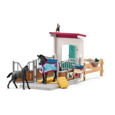 schleich HORSE CLUB Paardenbox met merrie en veulen 42611