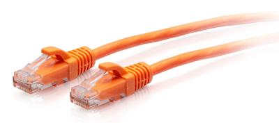 C2G 1,5 m CAT6A Ultra flexibele ethernetkabel, ideaal voor router, modem, internet, wifi-box, Xbox, PS5, Smart TV, Sky Q, IP-camera, oranje