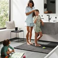 Wastafelmengkraan Finoris HansGrohe Eengreeps 230 Draaibare Uitloop Met PushOpen Waste Mat Zwart - thumbnail