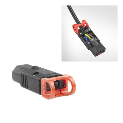 ACT SFO65 C13 IEC Lock vergrendelbare female connector