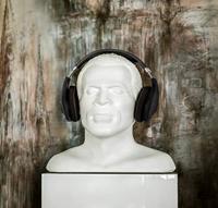 Oehlbach XXL In Silence Koptelefoonstandaard Wit - thumbnail