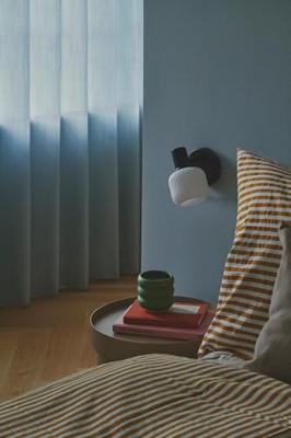 Bedlampje metaal opaal glas 'Milford' e14 fitting Bedlampje metaal opaal glas 'Milford' e14 fitting