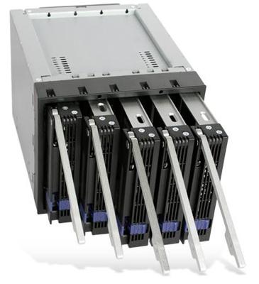 Icy Dock MB155SP-B 5x2,5 /3,5 SATA backplane voor 3x extern 5,25 Icy Dock MB155SP-B 5x2,5 /3,5 SATA backplane voor 3x extern 5,25