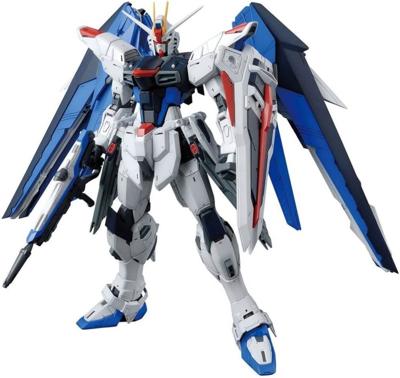 Gundam Master Grade 1:100 Model Kit - Freedom Gundam 2.0 Gundam Master Grade 1:100 Model Kit - Freedom Gundam 2.0