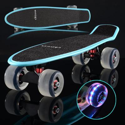 Stralende vis plaat Scooter één Tilt vier wiel Skateboard met 72mm slijpen Flash wiel (zwart)
