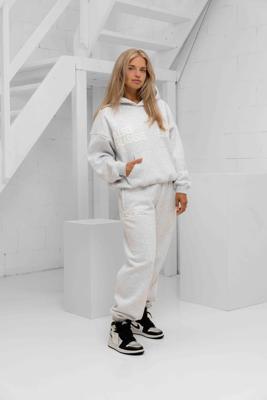 Hillside Calabasas Trainingspak Dames Lichtgrijs - Maat M - Kleur: Lichtgrijs | Soccerfanshop Hillside Calabasas Trainingspak Dames Lichtgrijs - Maat M - Kleur: Lichtgrijs | Soccerfanshop