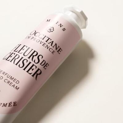 L&apos;Occitane Cherry Blossom Hand Cream 30 ml Handverzorging - thumbnail