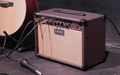 Laney LA30D 30W akoestische-gitaarversterkercombo Laney LA30D 30W akoestische-gitaarversterkercombo