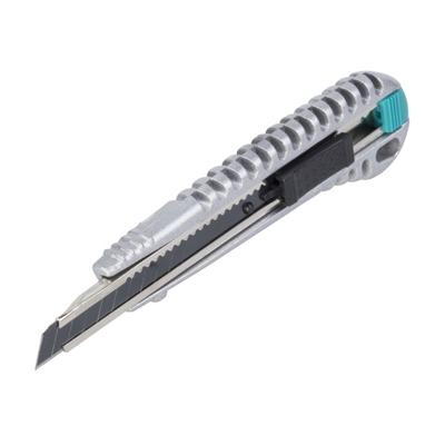 Wolfcraft Metalen afbreekmes | 9mm | Met zwart mes | Extra scherp | 1 stuk - 4305000 Wolfcraft Metalen afbreekmes | 9mm | Met zwart mes | Extra scherp | 1 stuk - 4305000