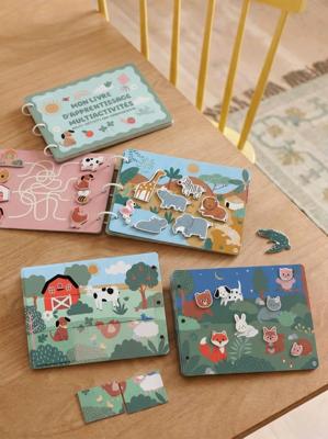 Boek met leerzame multi-activiteiten meerkleurig