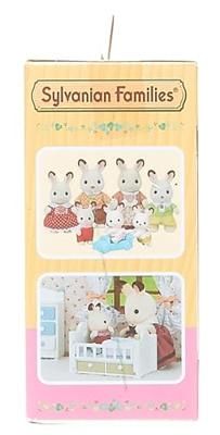Actiefiguur Sylvanian Families Baby Rabbit Chocolate Bed - thumbnail