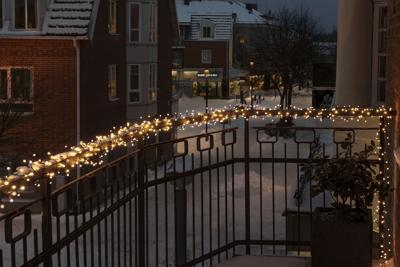 Konstsmide 3872-130 Lichtketting Buiten Energielabel: E (A - G) werkt op het lichtnet Aantal lampen 2000 LED Warmwit Verlichte lengte: 43.98 m Frosted