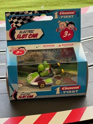 Carrera FIRST - Nintendo Mario Kart - Yoshi racewagen