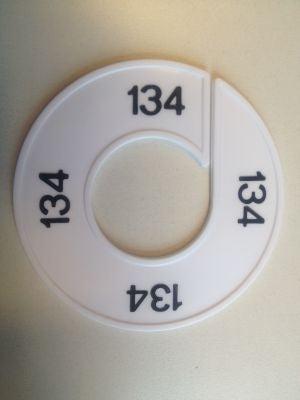 Maatring 9cm wit/zwart 134