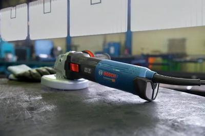 Bosch Professional GWS 17-125 S 0.601.7D0.300 Haakse slijper 125 mm 1700 W Bosch Professional GWS 17-125 S 0.601.7D0.300 Haakse slijper 125 mm 1700 W