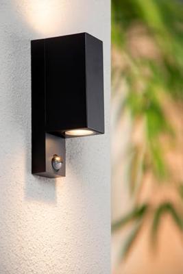 Lucide ZARO IR - Wandspot / Wandlamp Binnen/Buiten - 2xGU10 - IP65 - Beweging & dag/nacht sensor (uitschakelbaar) - Zwart