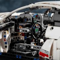 LEGO Technic - Porsche 911 RSR Constructiespeelgoed - thumbnail