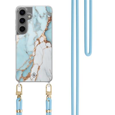 Samsung Galaxy S24 Plus hoesje met blauw koord - Marmer lichtblauw