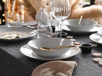 Creatable Bordenset Luna Black Line 18-delig