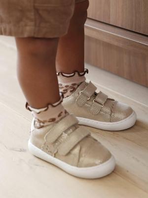 Baskets met klittenband van leer baby goud Baskets met klittenband van leer baby goud