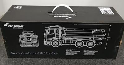 Amewi 1/18 Mercedes Arocs 8x4 RTR - Rood - thumbnail