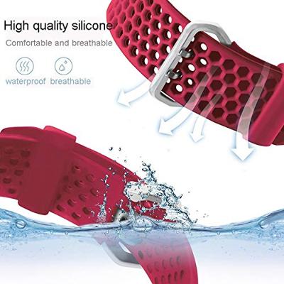 Bandje met gaatjes - Rood - Geschikt voor Apple Watch 44mm / 45mm / 46mm / 49mm