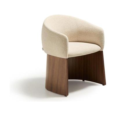 Kave Home Bosca eetkamerstoel chenille Beige walnoot