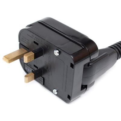 Powerconnections SCP3 Schuko naar UK verloopadapter Powerconnections SCP3 Schuko naar UK verloopadapter