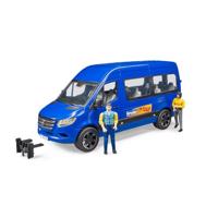MB Sprinter Transfer met chauffeur en passagier van Bruder - thumbnail