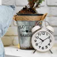 TFA Dostmann 60.1040.02 Wekker Kwarts Wit Alarmtijden 1 Slepend uurwerk (geluidsloos) - thumbnail