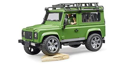 Land Rover Defender Station Wagon met boswachter en hond van Bruder - thumbnail