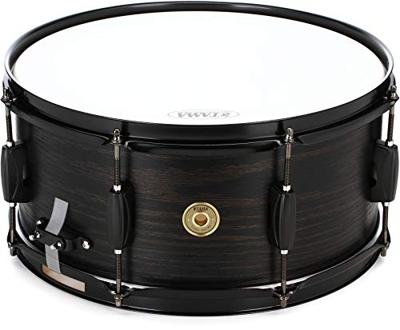 Tama WP1465BK-BOW Woodworks Black Oak 14 x 6.5 inch snaredrum Tama WP1465BK-BOW Woodworks Black Oak 14 x 6.5 inch snaredrum