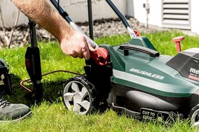 Metabo RM 36-18 LTX BL 36 Accu-grasmaaier Accu Incl. 2 accus, Incl. oplader 18 V Snijbreedte max. 36 cm