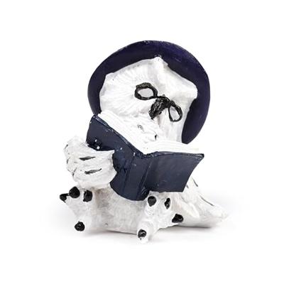 Wise Old Magical Owl lees spreukenboeken