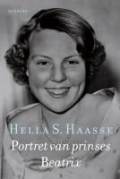 Portret van prinses Beatrix - Hella S. Haasse - Hardcover (9789021448022) - thumbnail